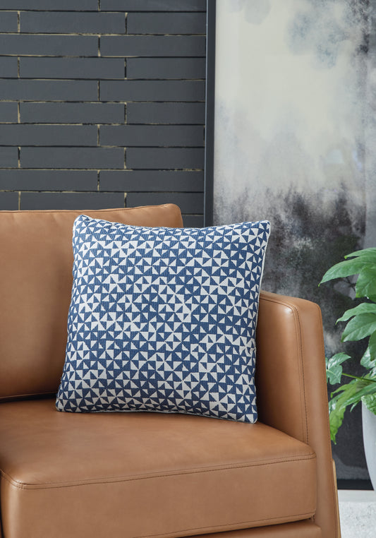 Bradenton Furniture Outlet - Ashley Furniture - Jaycott Next-Gen Nuvella Pillows - Pillow (4/CS) / Blue/White - A1900001