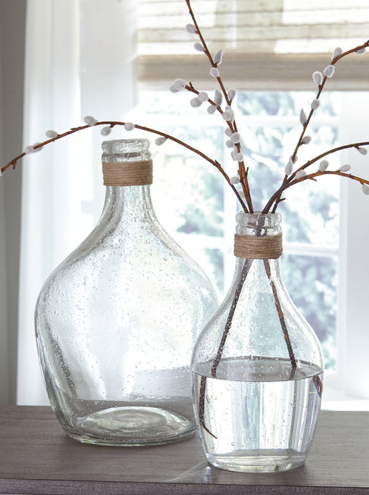 Bradenton Furniture Outlet - Ashley Furniture - Marcin Vase - Vase Set (Set of 2) / Clear - A2000246