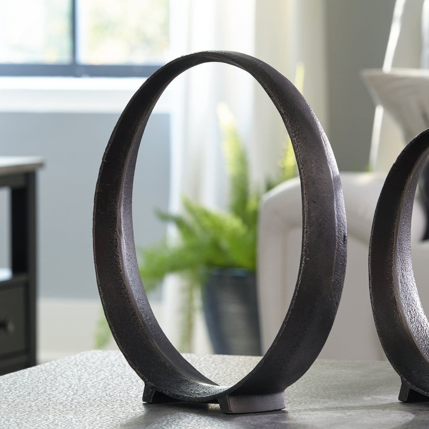 Bradenton Furniture Outlet - Ashley Furniture - Ryandale Sculpture - Sculpture (2/CS) / Antique Black - A2000498