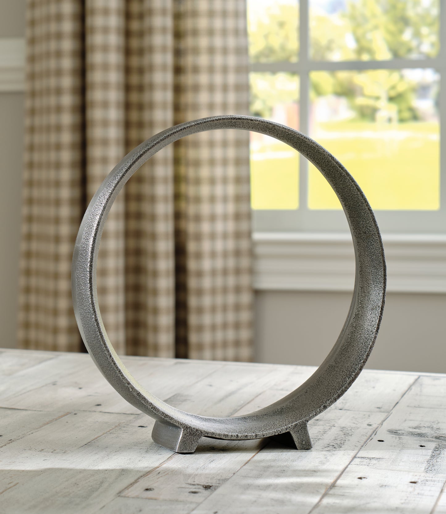 Bradenton Furniture Outlet - Ashley Furniture - Ryandale Sculpture - Sculpture / Antique Pewter Finish - A2000501S
