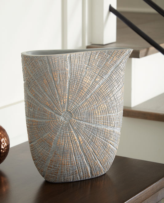Bradenton Furniture Outlet - Ashley Furniture - Ardenley Vase - Vase (2/CS) / Antique Gold Finish - A2000607