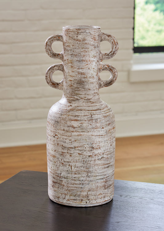 Bradenton Furniture Outlet - Ashley Furniture - Wellbridge Vase - Vase / Distressed White - A2000609