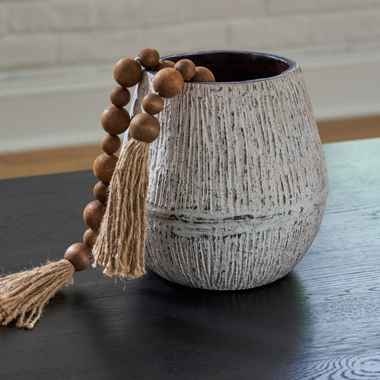 Bradenton Furniture Outlet - Ashley Furniture - Claymount Vase - Vase / Distressed Brown - A2000635