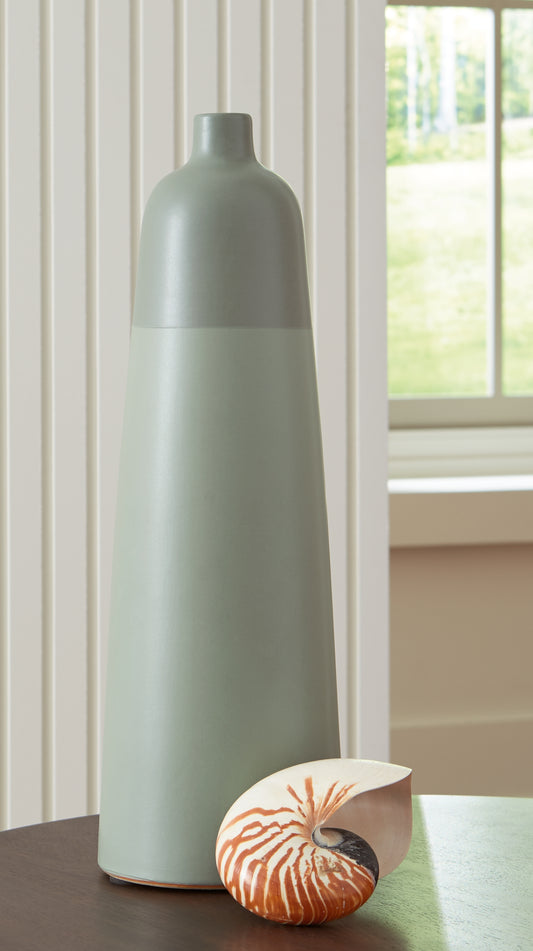 Bradenton Furniture Outlet - Ashley Furniture - Peerland Vase - Vase / Sage Green - A2000656