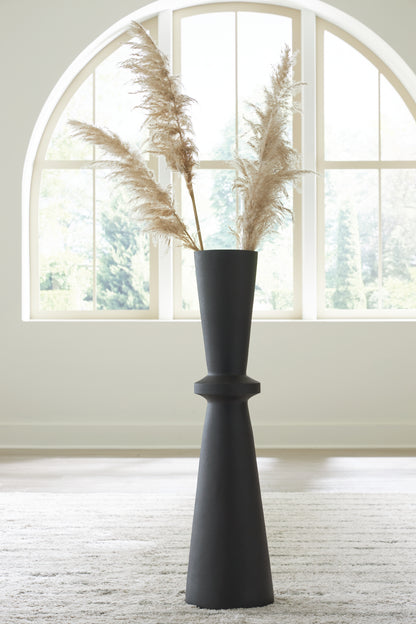 Bradenton Furniture Outlet - Ashley Furniture - Collisten Vase - Vase / Black - A2000664