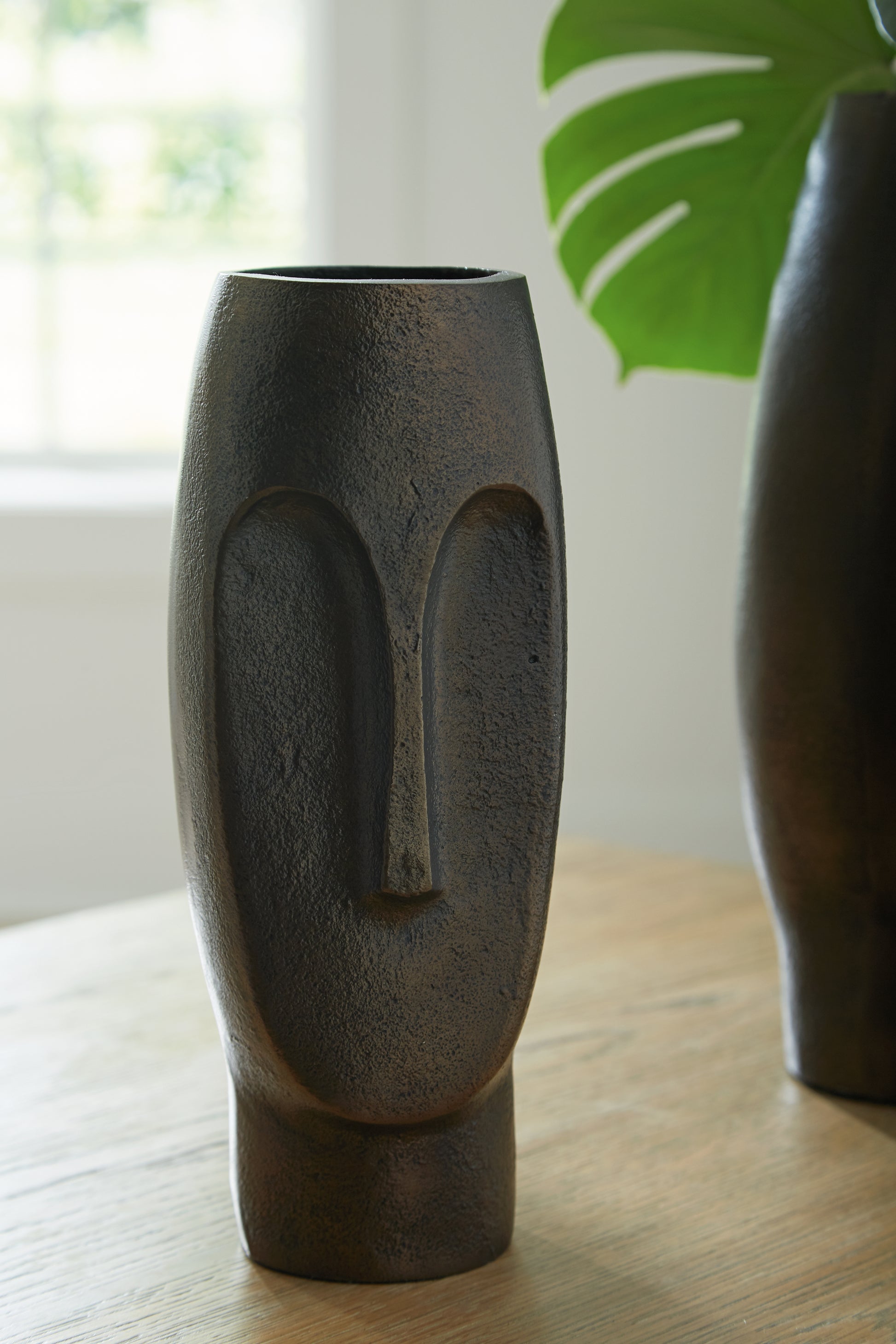Bradenton Furniture Outlet - Ashley Furniture - Elanman Vase - Vase / Antique Bronze - A2000693