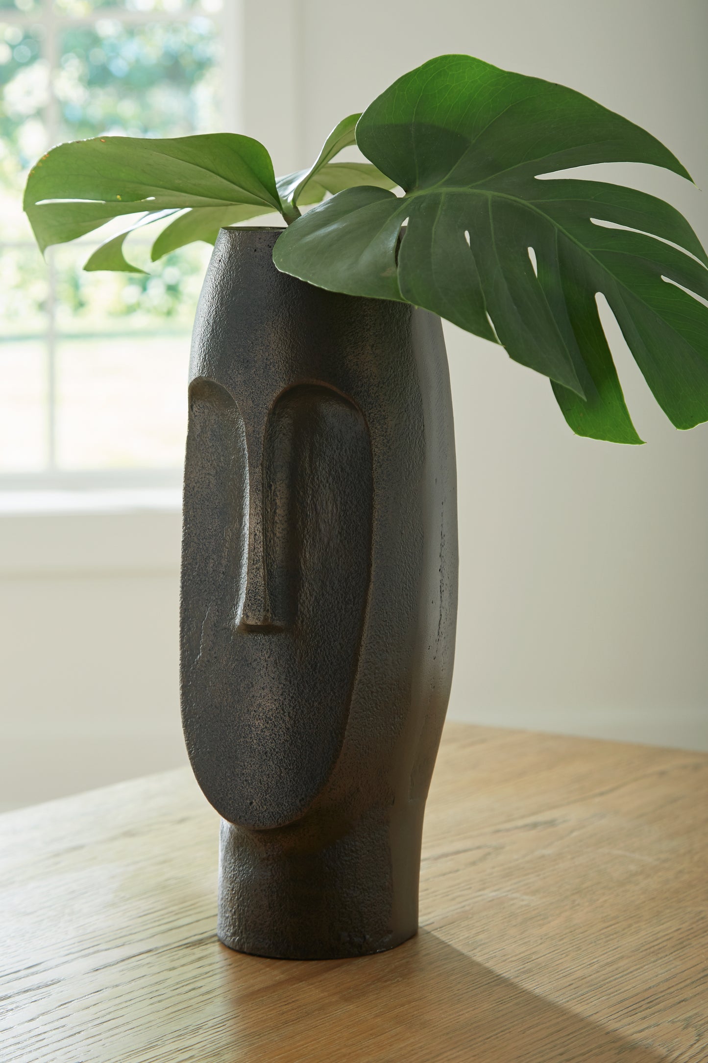 Bradenton Furniture Outlet - Ashley Furniture - Elanman Vase - Vase / Antique Bronze - A2000693