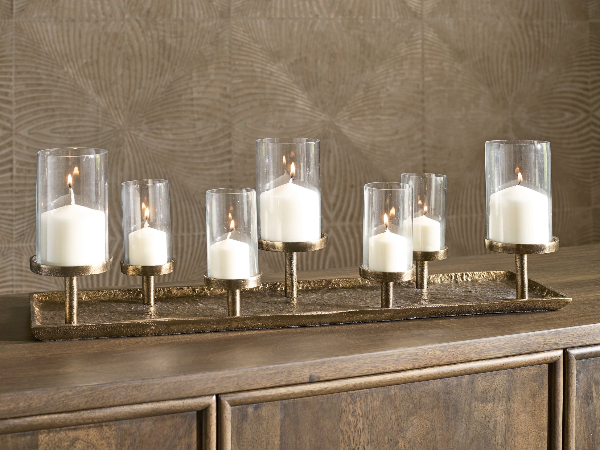 Bradenton Furniture Outlet - Ashley Furniture - Wallmond Candle Holder - Candle Holder / Antique Brass Finish - A2000820