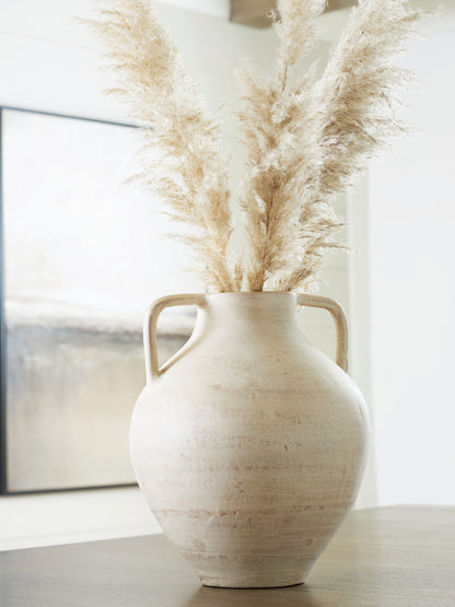 Bradenton Furniture Outlet - Ashley Furniture - Justy Vase - Vase - A2000882