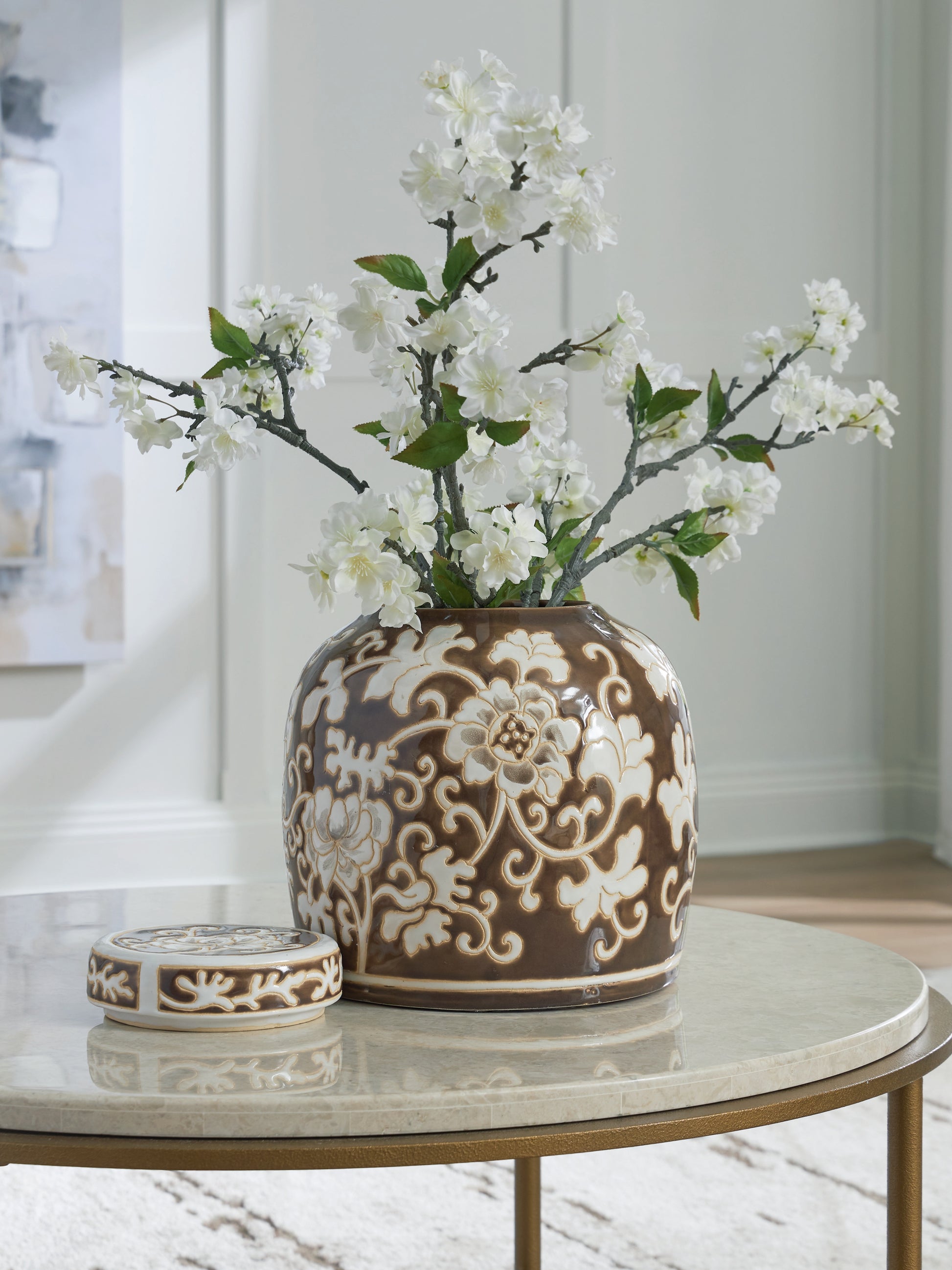 Bradenton Furniture Outlet - Ashley Furniture - Adalham Jar - Jar / Brown/Cream - A2000910