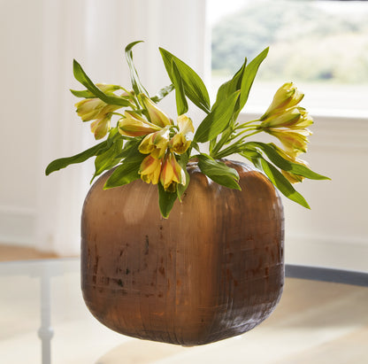 Bradenton Furniture Outlet - Ashley Furniture - Capard Vase - Vase / Brown - A2900003
