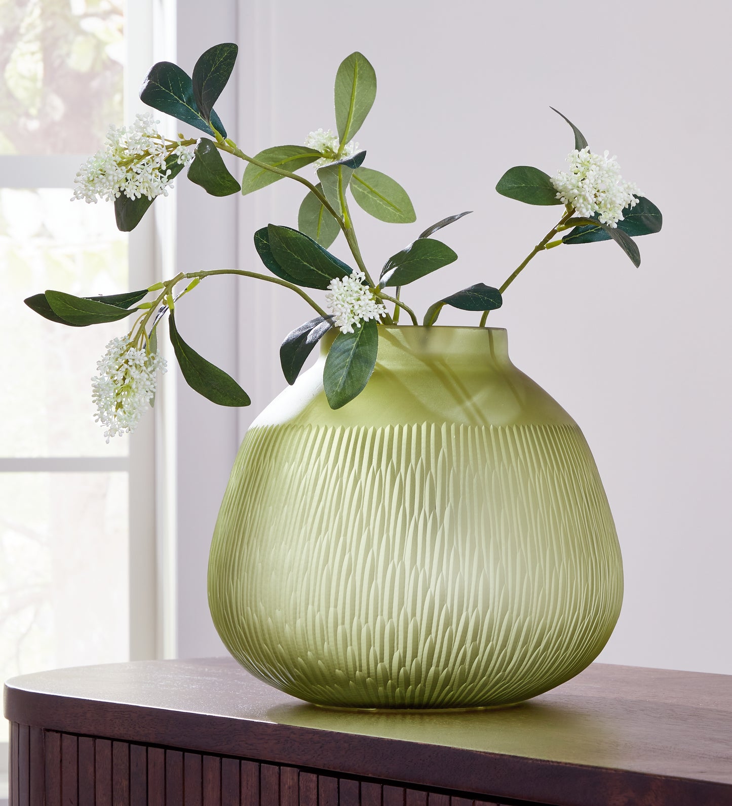 Bradenton Furniture Outlet - Ashley Furniture - Scottyard Vase - Vase / Olive Green - A2900007