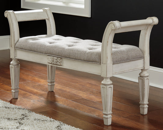 Bradenton Furniture Outlet - Ashley Furniture - Realyn Accent Bench - Accent Bench / Antique White / 46"W x 16"D x 26"H - A3000157