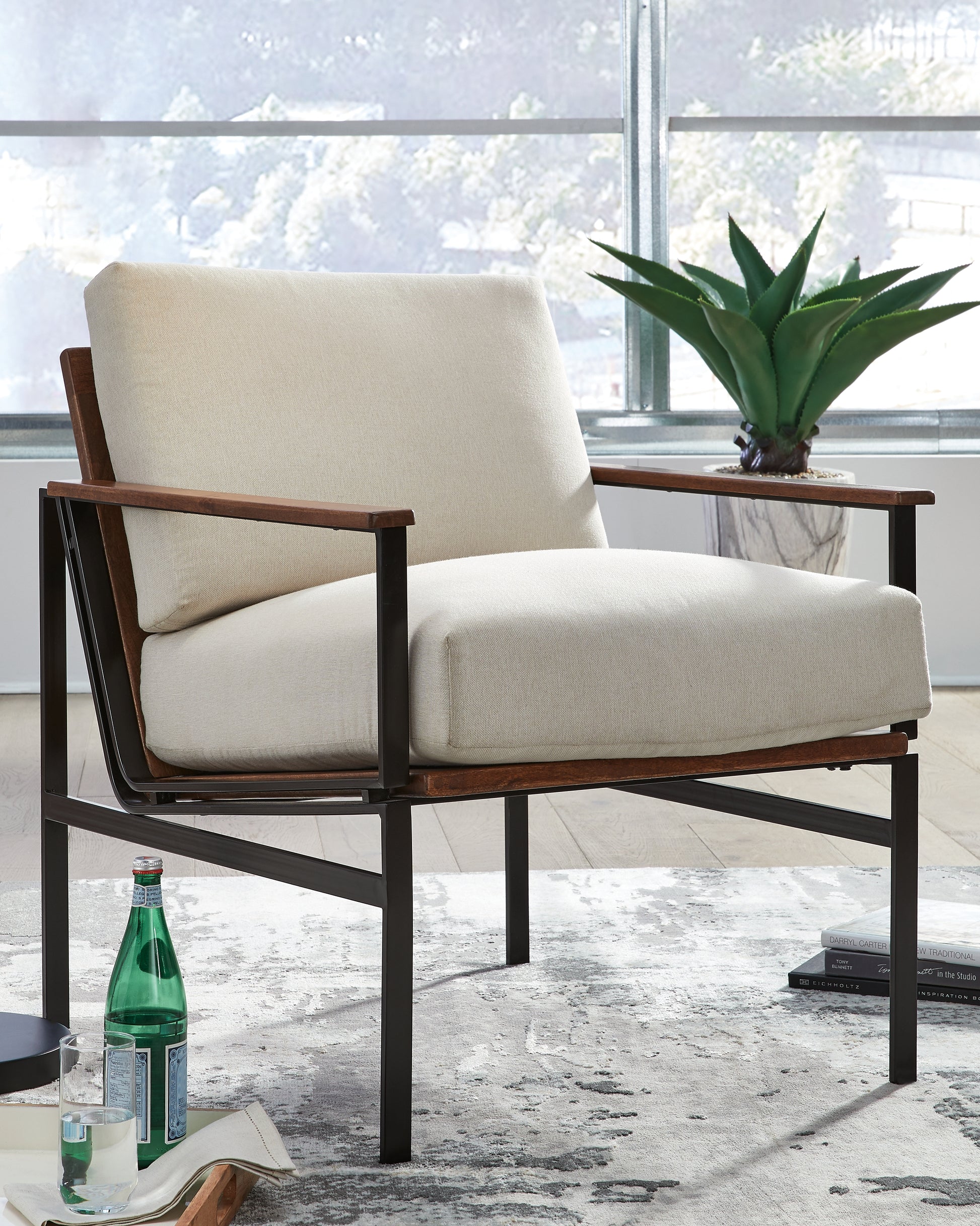 Bradenton Furniture Outlet - Ashley Furniture - Tilden Accent Chair - Accent Chair / Ivory/Brown - A3000271