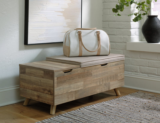 Bradenton Furniture Outlet - Ashley Furniture - Gerdanet Storage Bench - Storage Bench / Beige/Brown / 39"W x 19"D x 17"H - A3000318