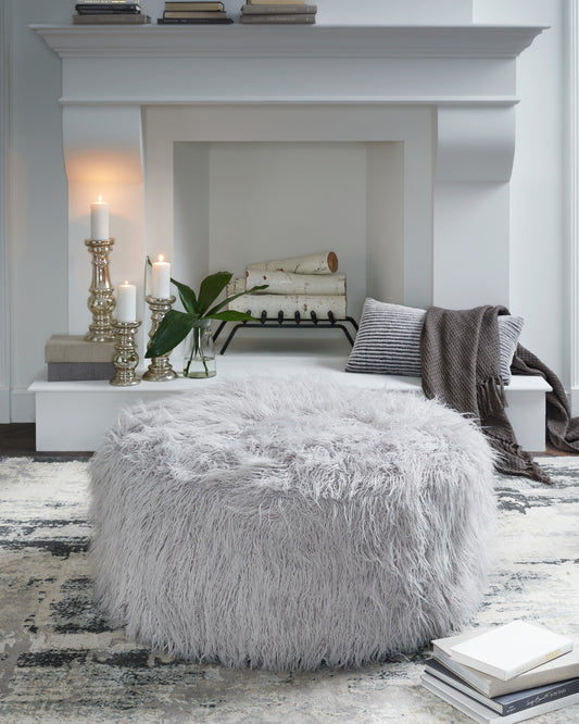 Bradenton Furniture Outlet - Ashley Furniture - Galice Living Room - Oversized Accent Ottoman / White - A3000334