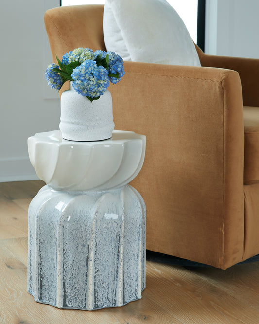 Bradenton Furniture Outlet - Ashley Furniture - Michamere Stool - Stool / Gray/Taupe - A3000619
