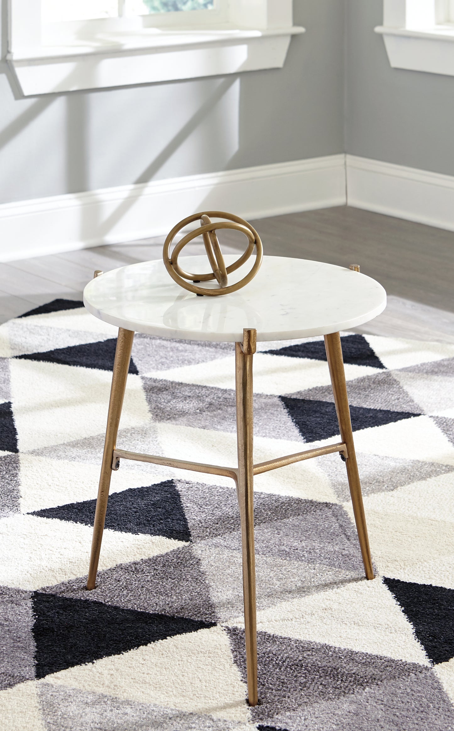 Bradenton Furniture Outlet - Ashley Furniture - Chadton Accent Table - Accent Table / White/Gold Finish - A4000004