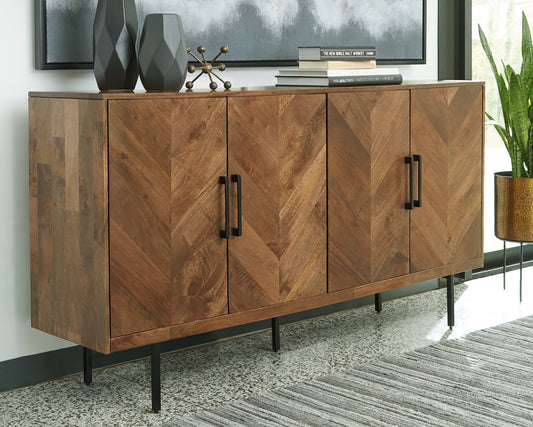 Bradenton Furniture Outlet - Ashley Furniture - Prattville Accent Cabinet - Accent Cabinet / Brown - A4000308