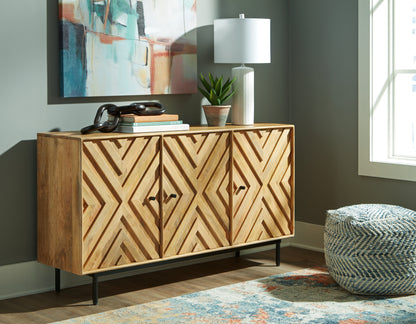 Bradenton Furniture Outlet - Ashley Furniture - Cadewick Accent Cabinet - Accent Cabinet / Natural - A4000570