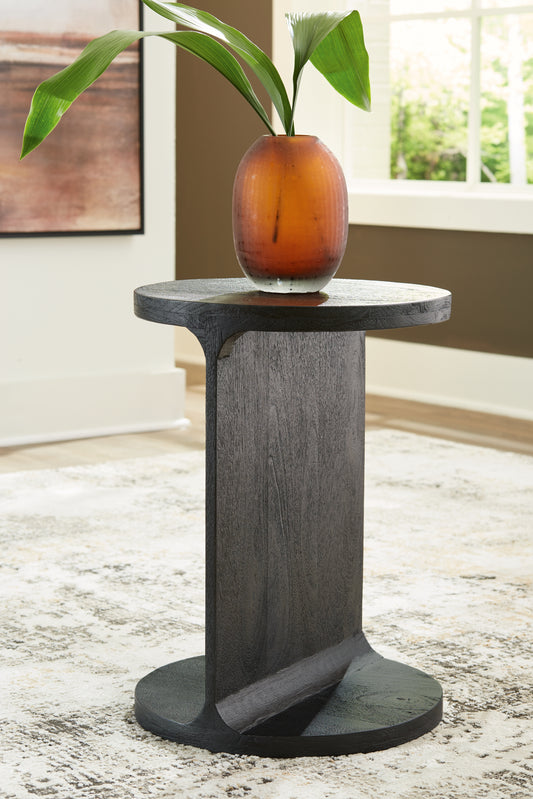 Bradenton Furniture Outlet - Ashley Furniture - Adderley Accent Table - Accent Table / Black - A4000600