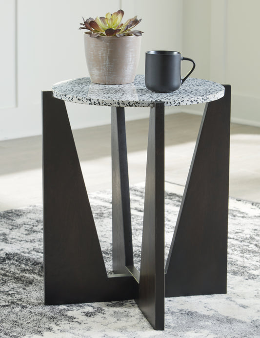 Bradenton Furniture Outlet - Ashley Furniture - Tellrich Accent Table - Accent Table / Black/White - A4000616