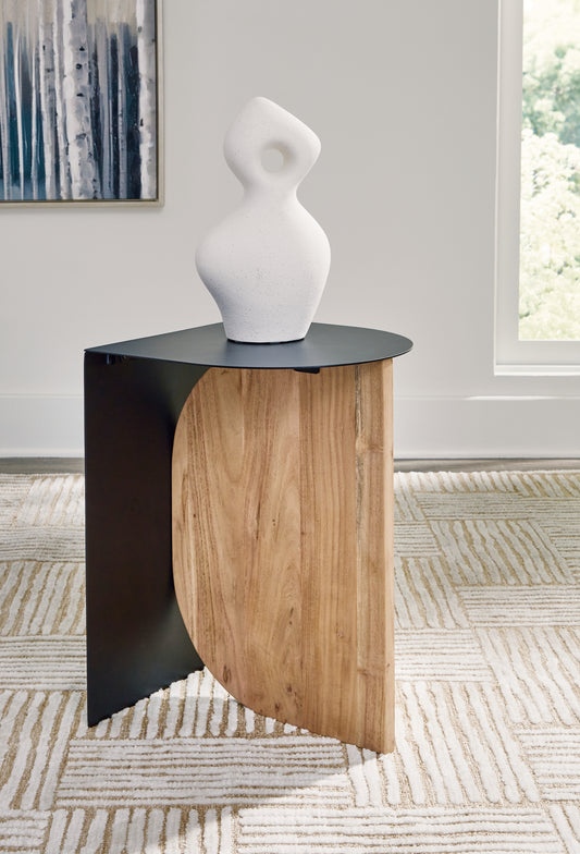 Bradenton Furniture Outlet - Ashley Furniture - Ladgate Accent Table - Accent Table / Black/Natural - A4000628