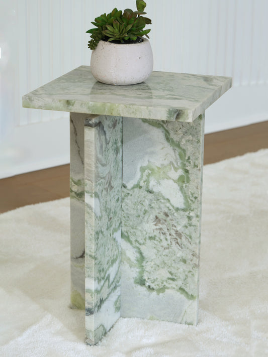 Bradenton Furniture Outlet - Ashley Furniture - Deaconwell Accent Table - Accent Table / White/Green - A4000648