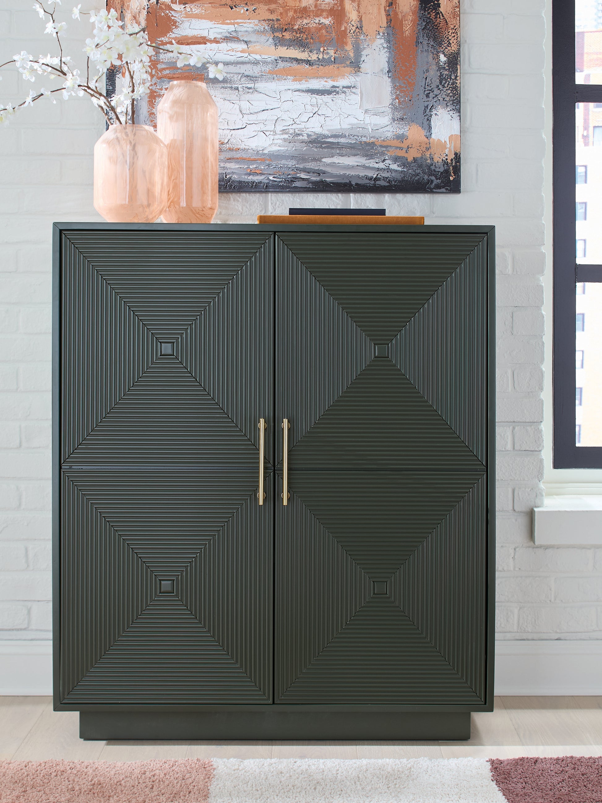 Bradenton Furniture Outlet - Ashley Furniture - Geirwood Accent Cabinet - Accent Cabinet / Dark Green - A4000676