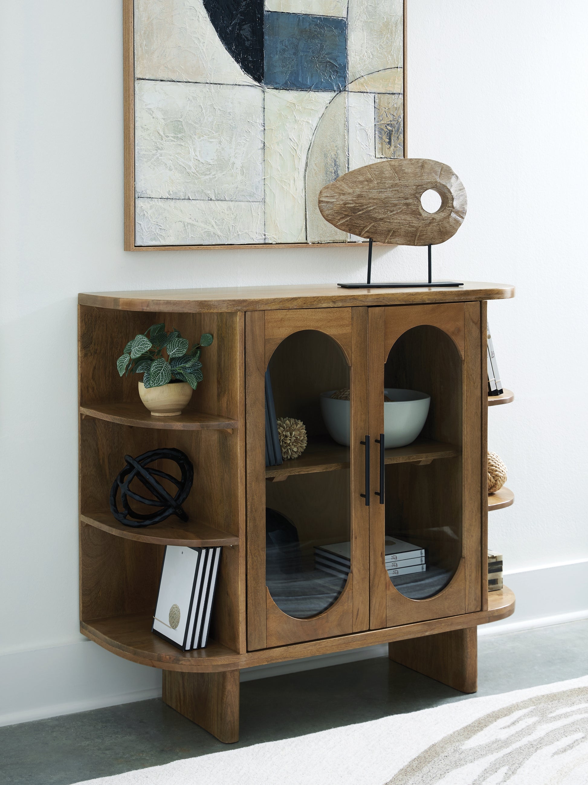 Bradenton Furniture Outlet - Ashley Furniture - Niall Accent Cabinet - Accent Cabinet / Light Brown - A4000707