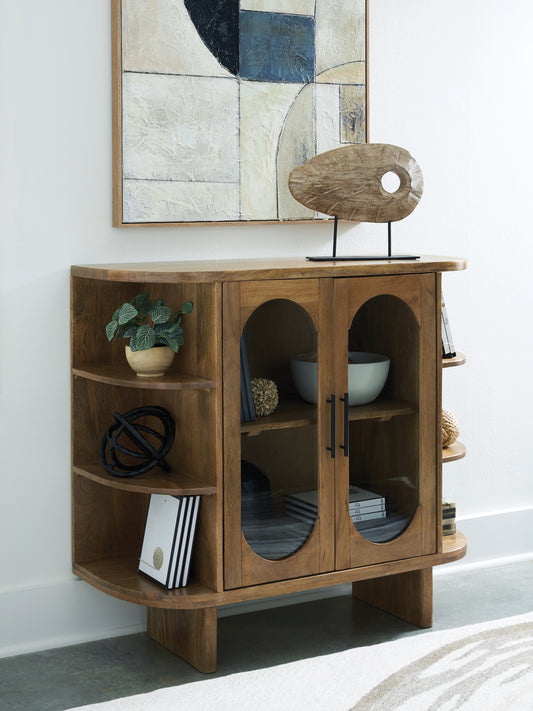 Bradenton Furniture Outlet - Ashley Furniture - Niall Accent Cabinet - Accent Cabinet / Light Brown - A4000707