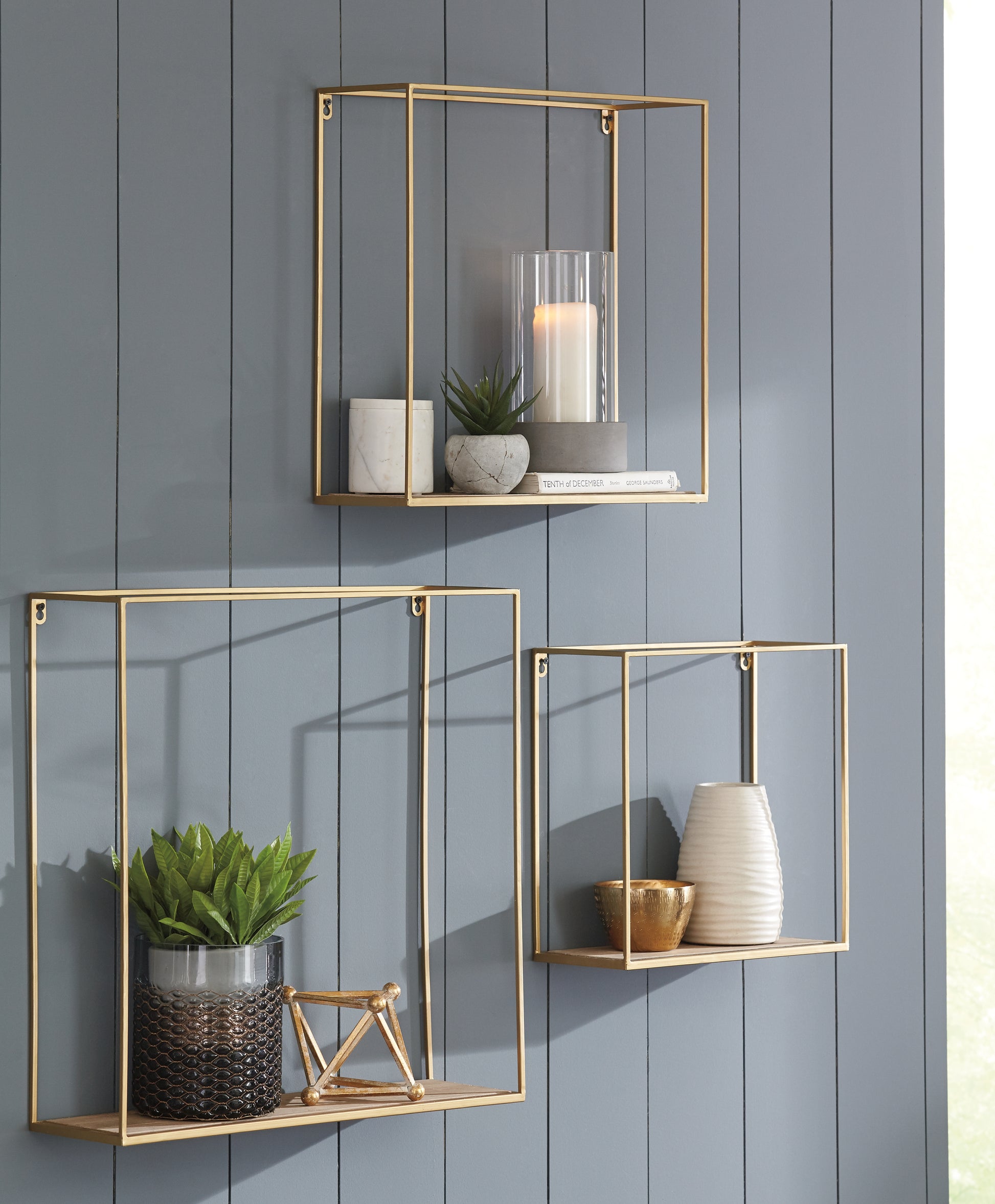 Bradenton Furniture Outlet - Ashley Furniture - Efharis Wall Decor - Wall Shelf Set (3/CN) / Natural/Gold Finish - A8010107
