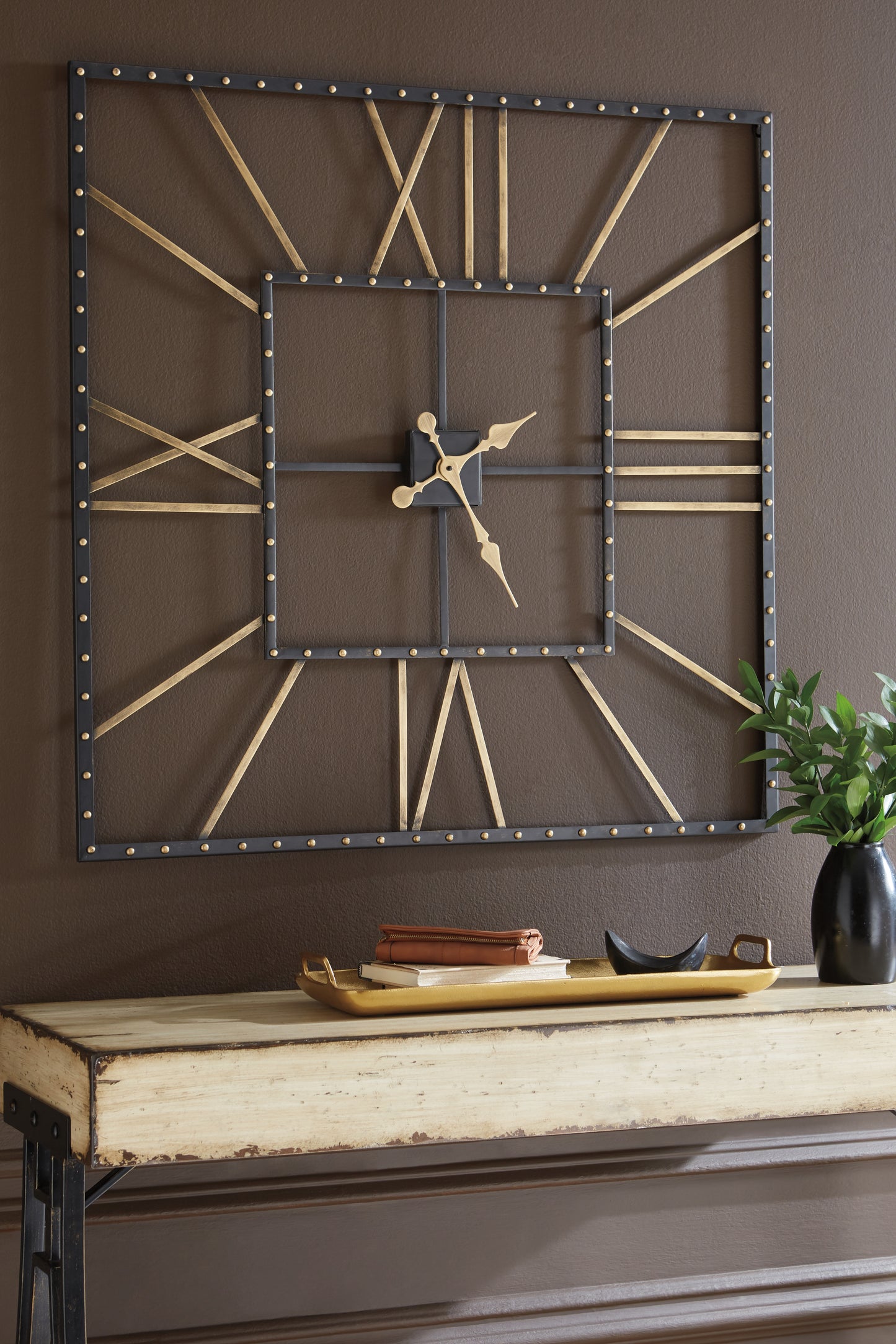 Bradenton Furniture Outlet - Ashley Furniture - Thames Wall Decor - Wall Clock / Black/Gold Finish - A8010112