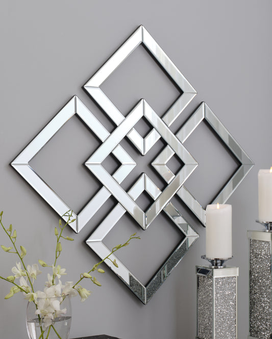 Bradenton Furniture Outlet - Ashley Furniture - Quinnley Mirror - Accent Mirror / Mirror - A8010207
