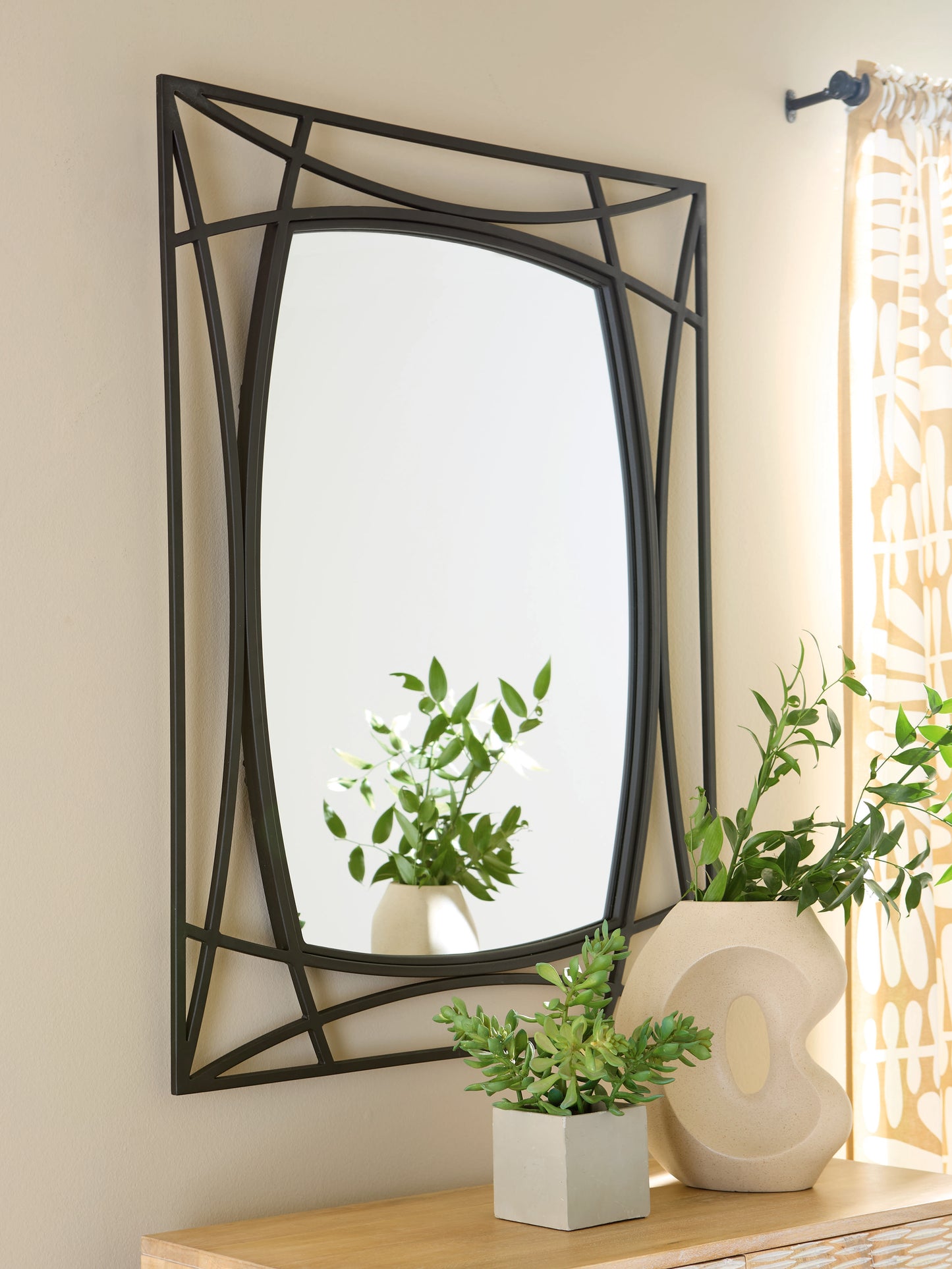 Bradenton Furniture Outlet - Ashley Furniture - Freenville Mirror - Accent Mirror / Black - A8010408