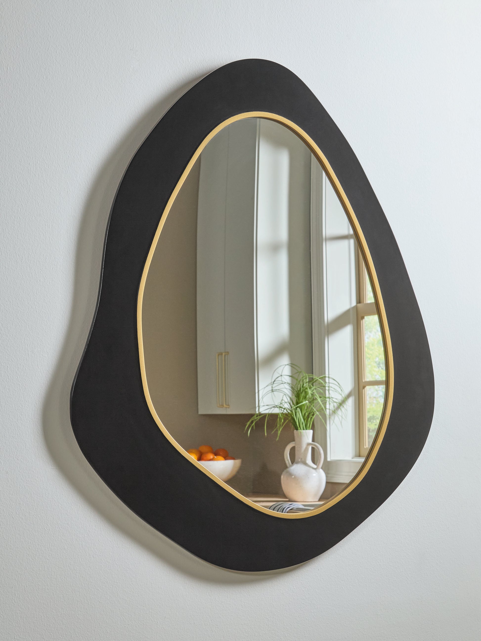 Bradenton Furniture Outlet - Ashley Furniture - Kierlock Mirror - Accent Mirror / Black/Gold Finish - A8010414
