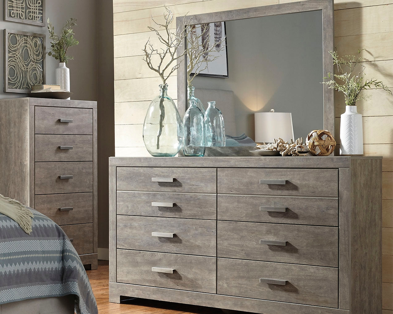 Bradenton Furniture Outlet - Ashley Furniture - Culverbach Bedroom - Dresser and Mirror / Gray - B070B1