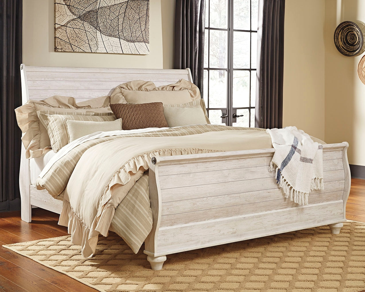 Bradenton Furniture Outlet - Ashley Furniture - Willowton Bedroom - King Sleigh Bed / Whitewash - B267B11