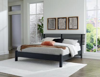 Bradenton Furniture Outlet - Ashley Furniture - Danziar Bedroom - King Slat Panel Bed / Black - B1013B6