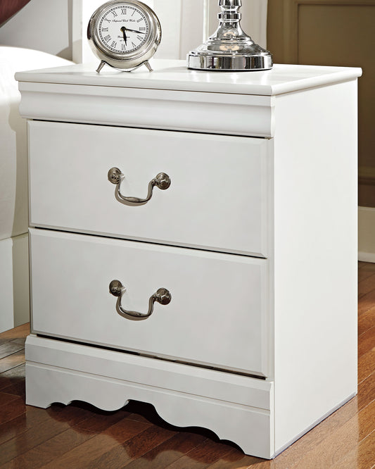 Bradenton Furniture Outlet - Ashley Furniture - Anarasia Bedroom - Full Sleigh Bed / White - B129B2