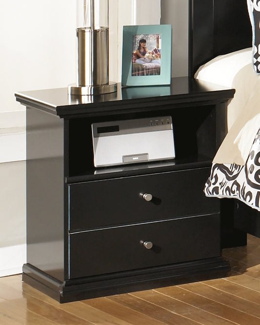 Bradenton Furniture Outlet - Ashley Furniture - Maribel Bedroom - Queen Panel Bed / Black - B138B53