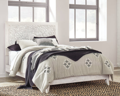 Bradenton Furniture Outlet - Ashley Furniture - Paxberry Bedroom - Queen Panel Bed / Whitewash - B181B6