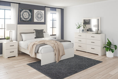 Bradenton Furniture Outlet - Ashley Furniture - Stelsie Bedroom - Queen Panel Bed / White - B2588B2