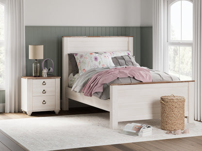 Bradenton Furniture Outlet - Ashley Furniture - Willowton Bedroom - Full Panel Bed / Whitewash - B267B17