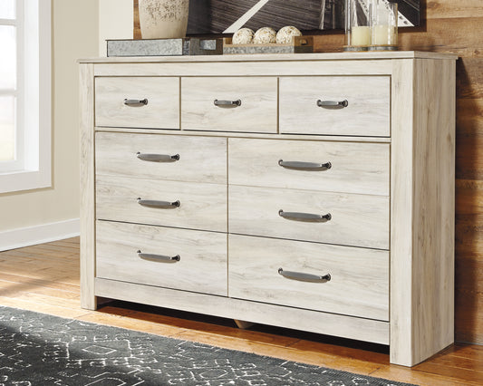 Bradenton Furniture Outlet - Ashley Furniture - Bellaby Bedroom - Queen Crossbuck Panel Bed / Whitewash - B331B6
