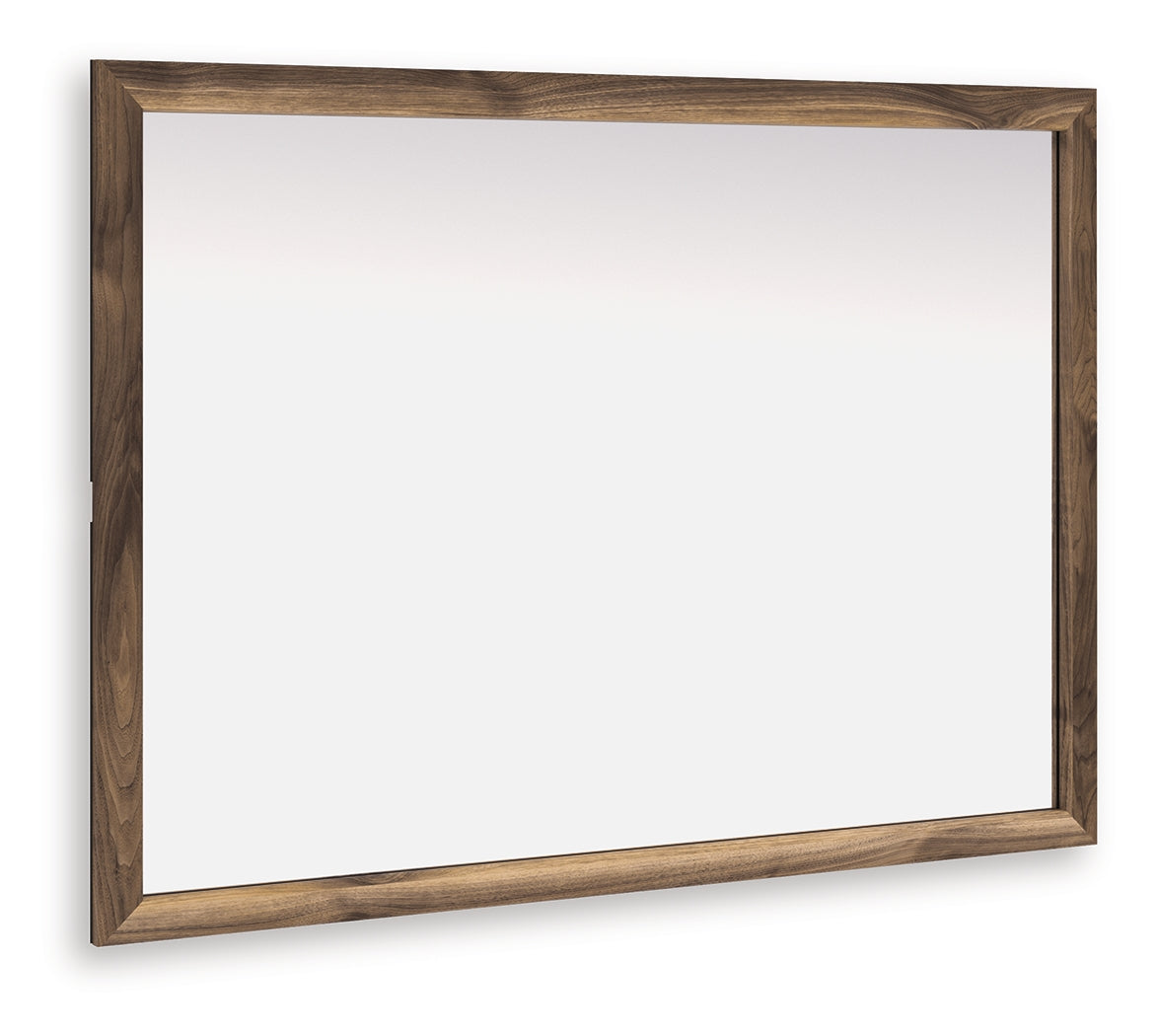 Bradenton Furniture Outlet - Ashley Furniture - Chirason Mirror - Bedroom Mirror / Brown - PCB3367-36