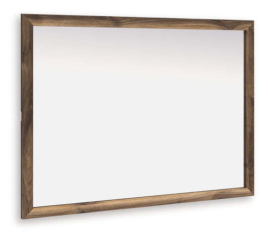 Bradenton Furniture Outlet - Ashley Furniture - Chirason Mirror - Bedroom Mirror / Brown - PCB3367-36