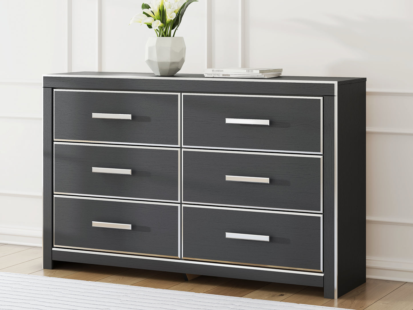Bradenton Furniture Outlet - Ashley Furniture - Zuraleus Bedroom - Six Drawer Dresser / Black - PCB3380-31