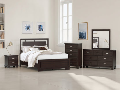 Bradenton Furniture Outlet - Ashley Furniture - Covetown Bedroom - Queen Panel Bed / Dark Brown - B441B6