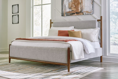 Bradenton Furniture Outlet - Ashley Furniture - Lyncott Bedroom - Queen Upholstered Panel Bed / Brown - B615B2